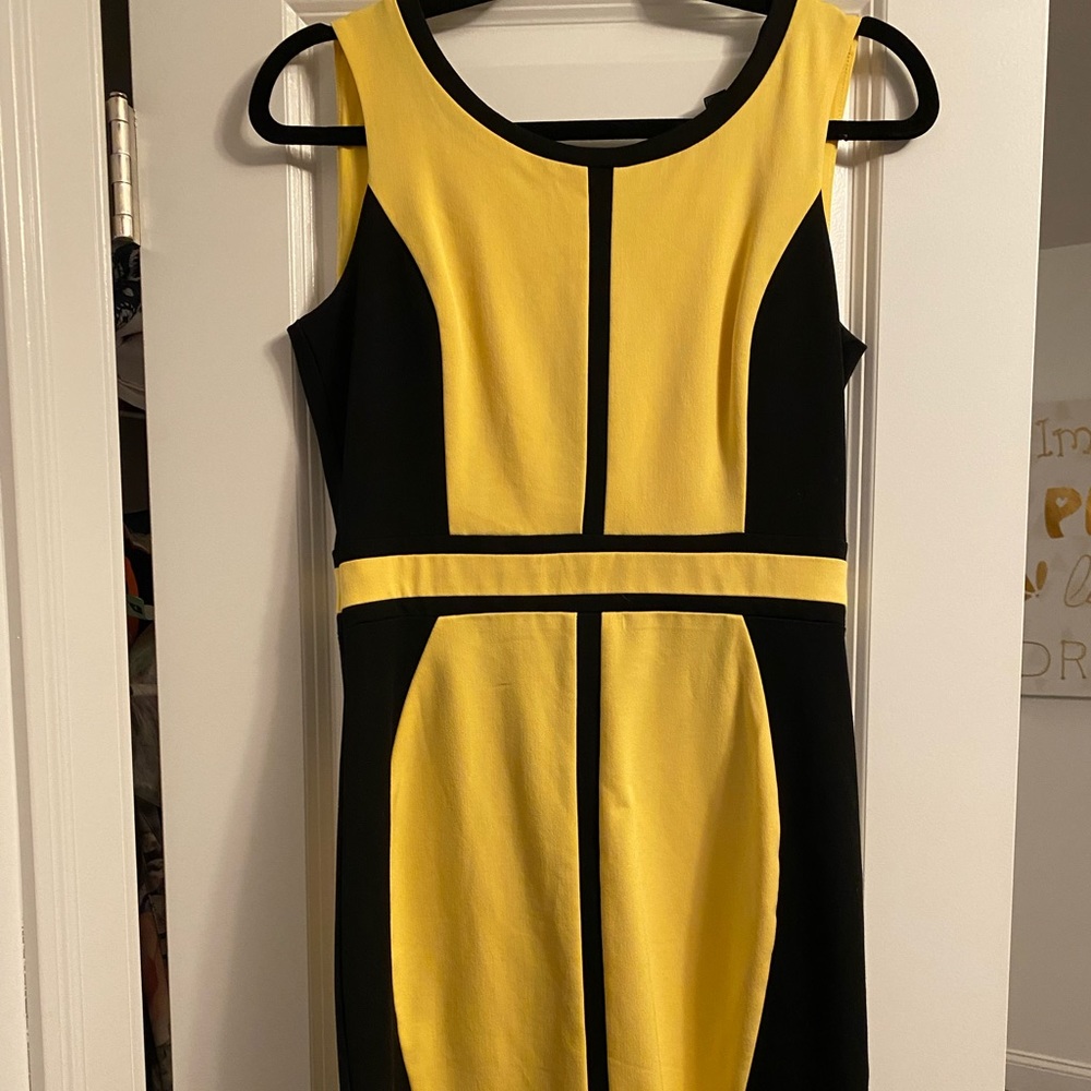New York and Co yellow and black dress size 0.